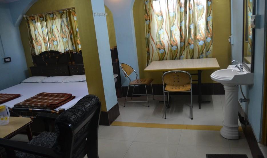 Kanchan Hotel Кота Екстериор снимка